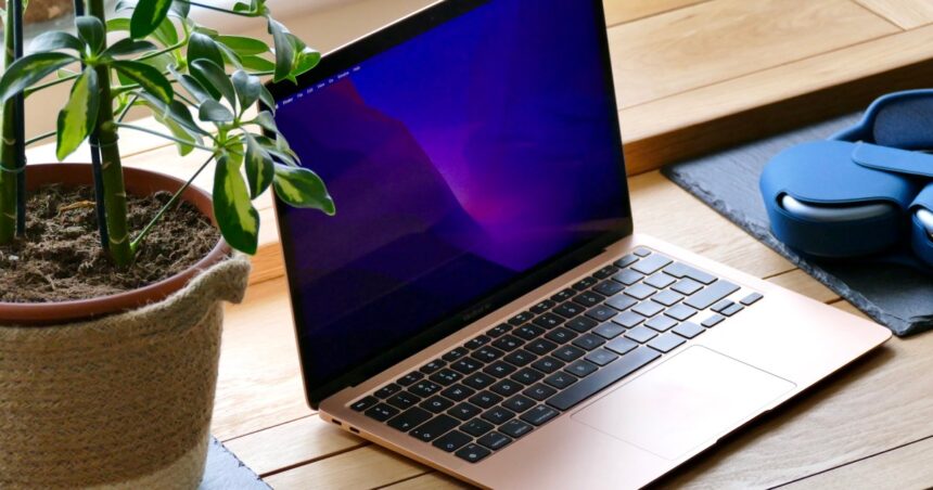 M1 MacBook Air still Available at Record Low Prices